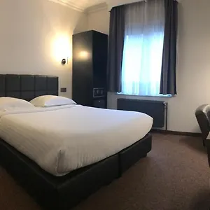 Chantecler Otel
